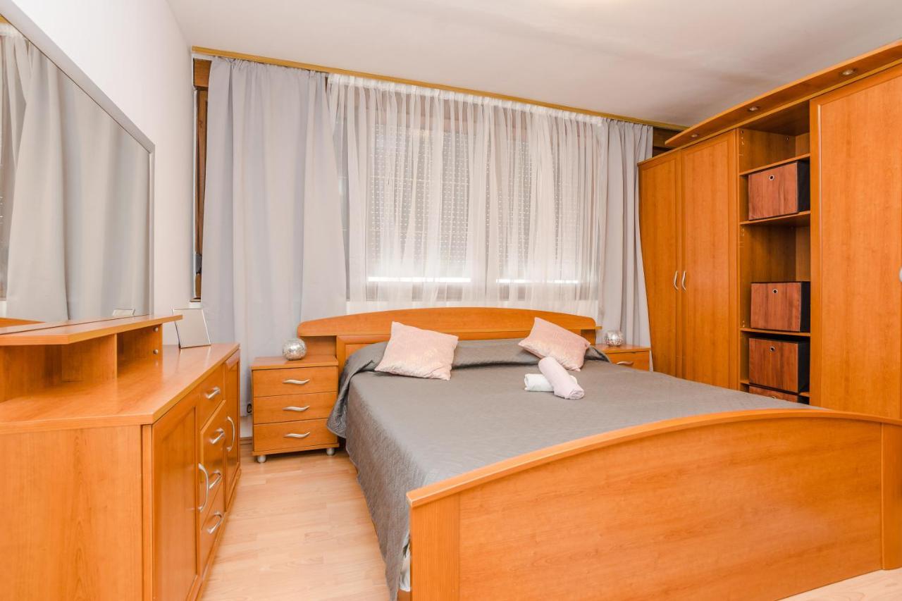 Appartement Naomi à Zadar Extérieur photo