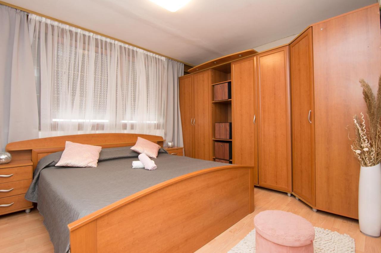 Appartement Naomi à Zadar Extérieur photo